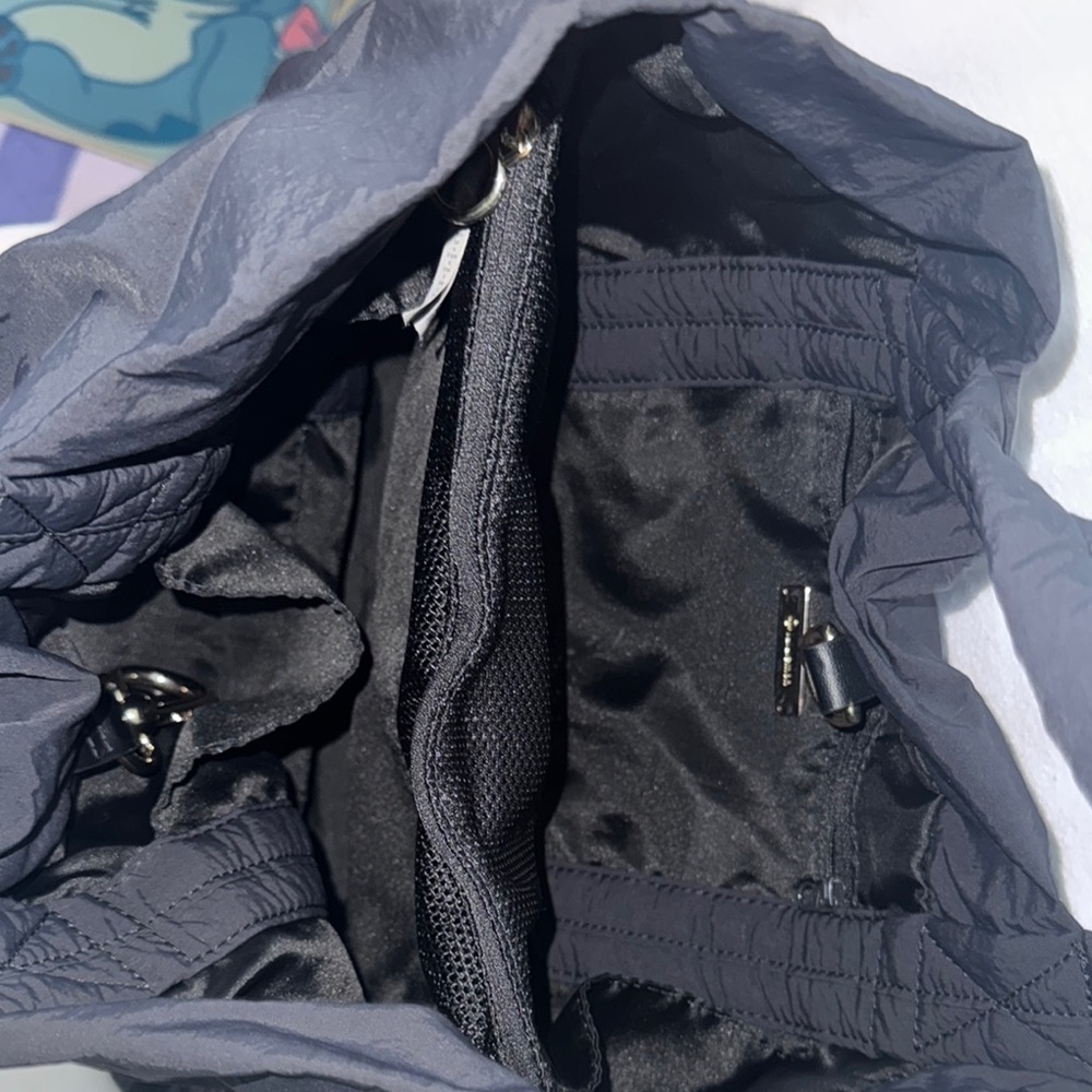 Lululemon On My Level Bag *19L Black - Picture 7 of 11
